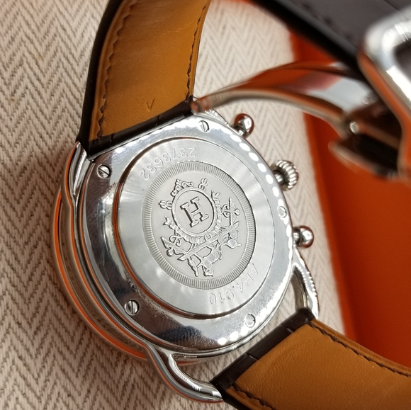 Hermes Arceau AR4.910 Watch - Picture 2 of 15